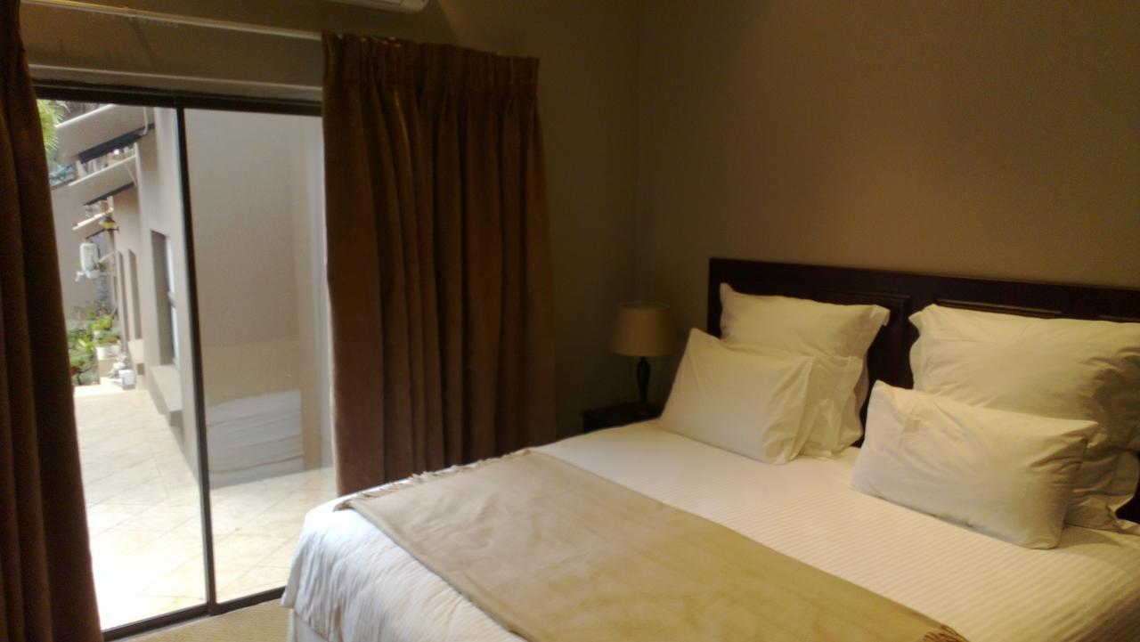 Woodridge Palms Boutique Hotel Swartruggens Esterno foto